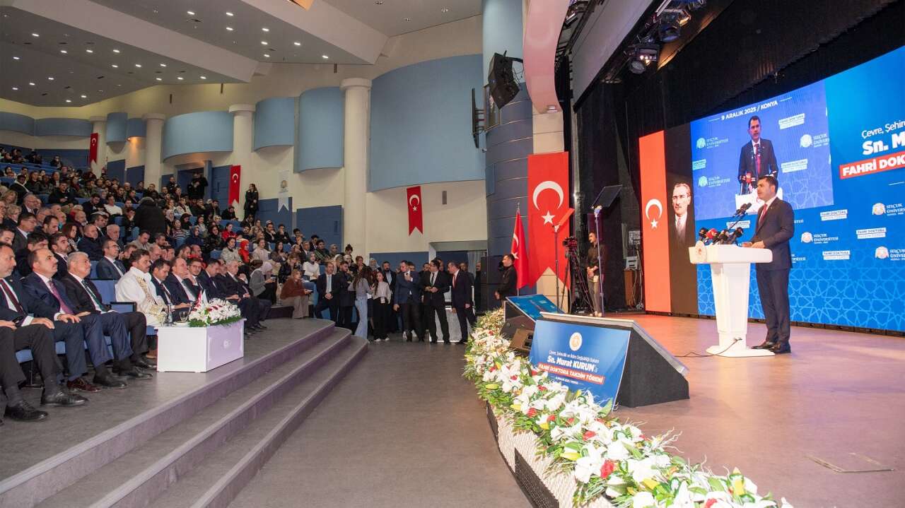 Bakan Murat Kurum’a mezunu olduğu Selçuk Üniversitesinde büyük ilgi 6